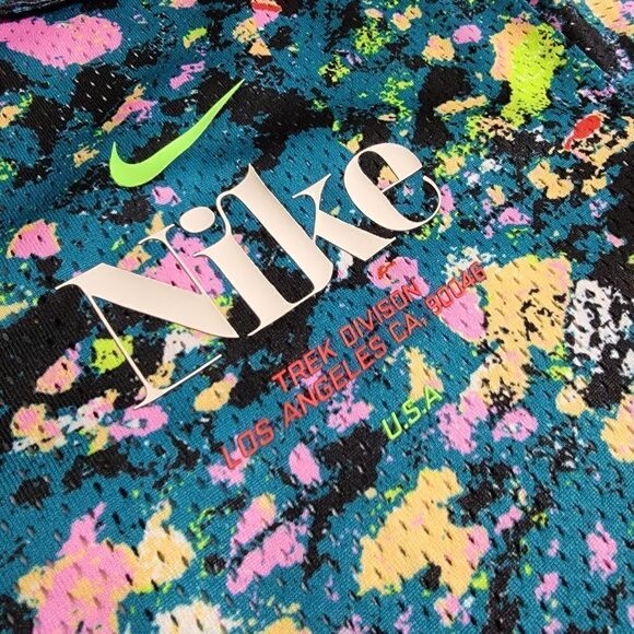 Nike Sportswear NSW Trek Division USA Button Down Top Shirt Dri-Fit Camo Small S - Picture 8 of 13